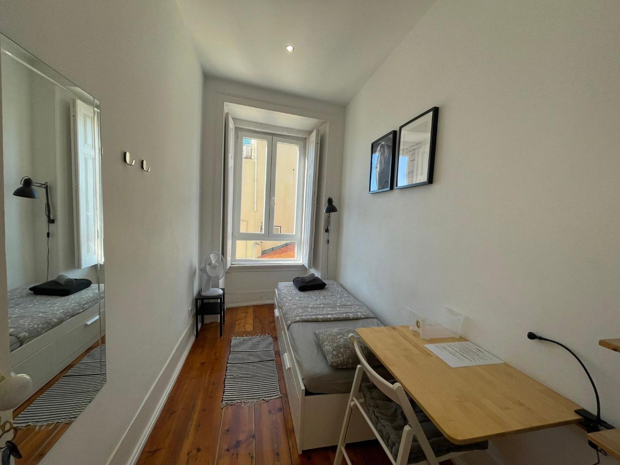 Embassy Arriaga Private Elegance Rooms In Stylish Shared Apartment Lisboa المظهر الخارجي الصورة