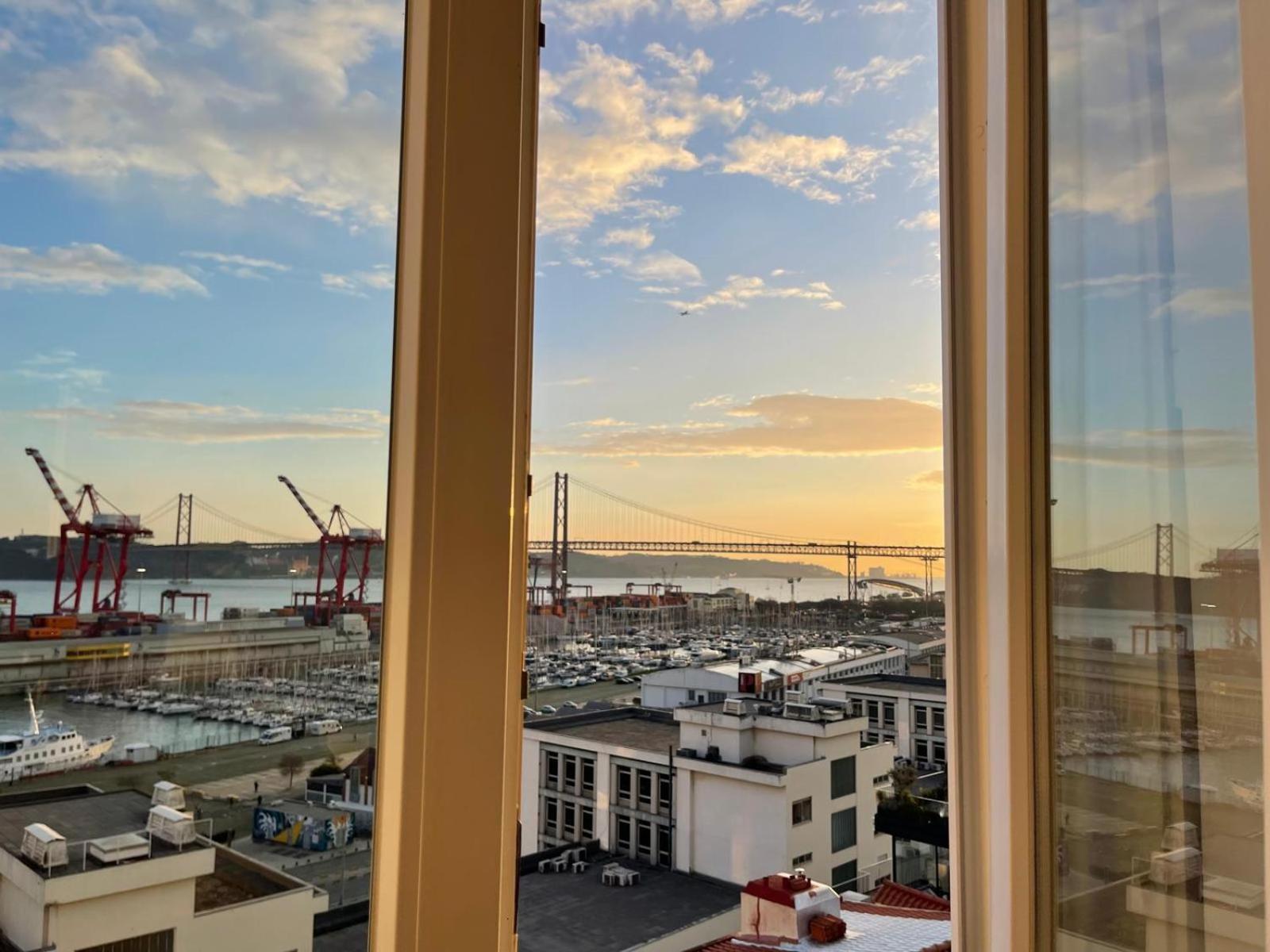 Embassy Arriaga Private Elegance Rooms In Stylish Shared Apartment Lisboa المظهر الخارجي الصورة